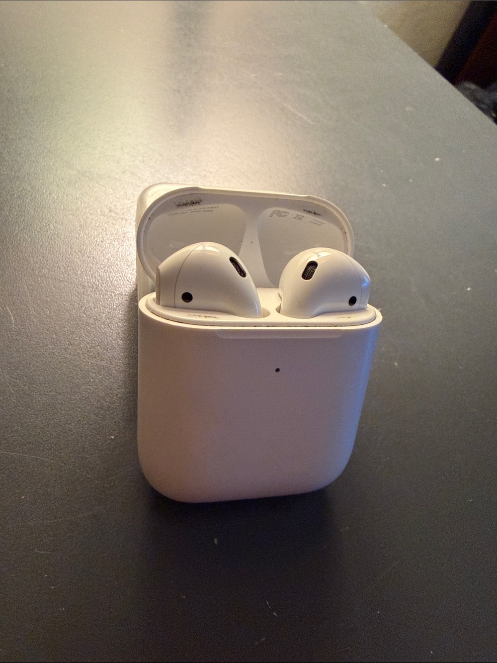 Apple AirPods